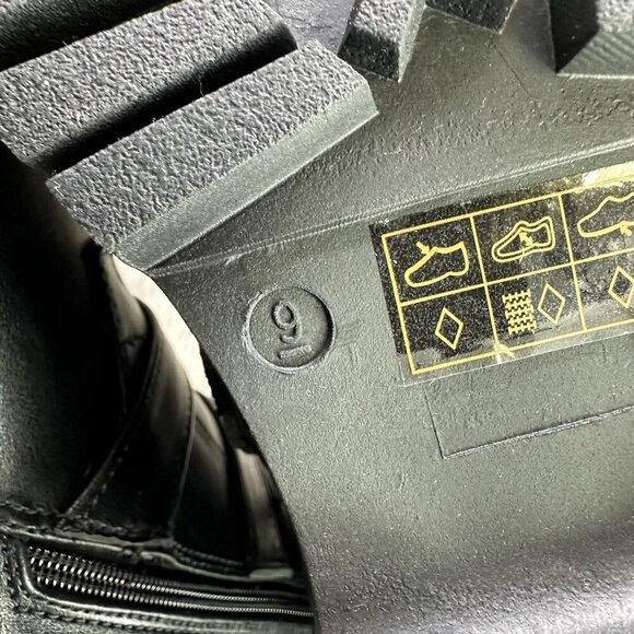 Journee Collection Women's size 9 Maebury Black Booties - Picture 8 of 8